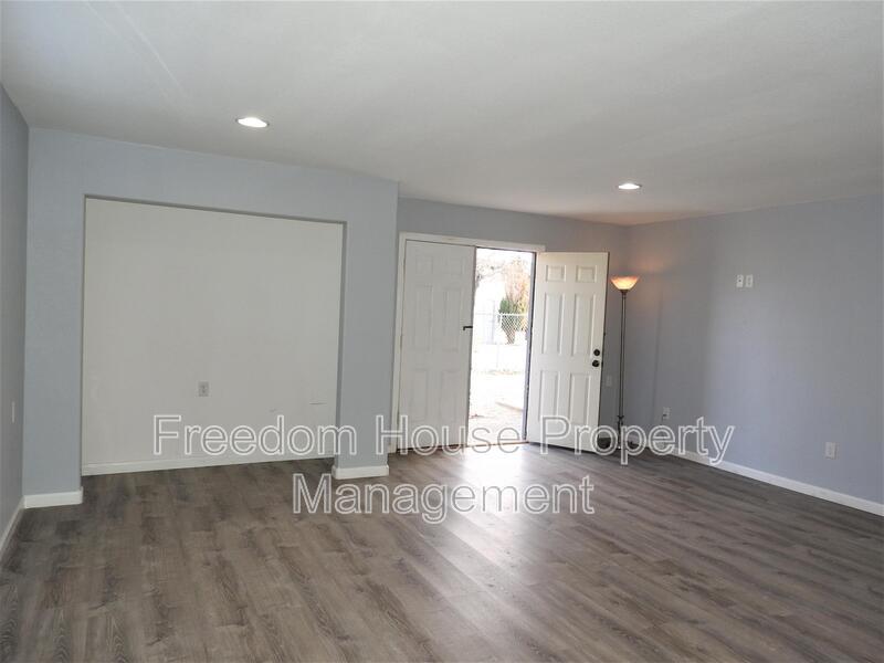 2770 Rio Rico property image