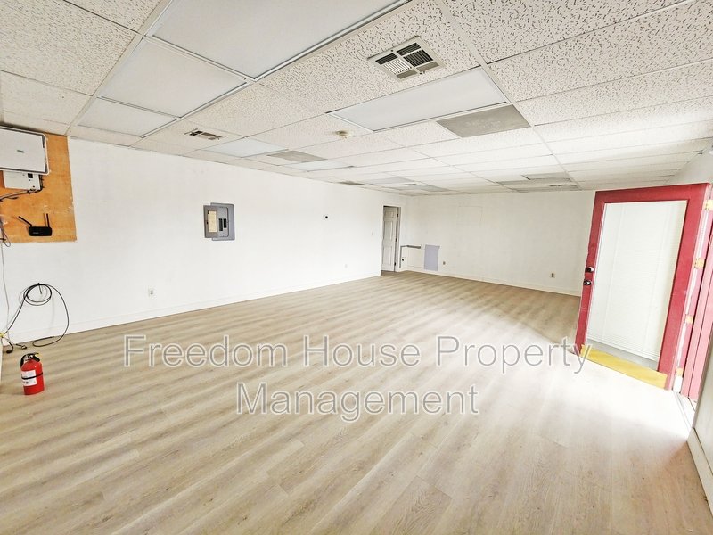 191 South Frontage Road - 102 property image