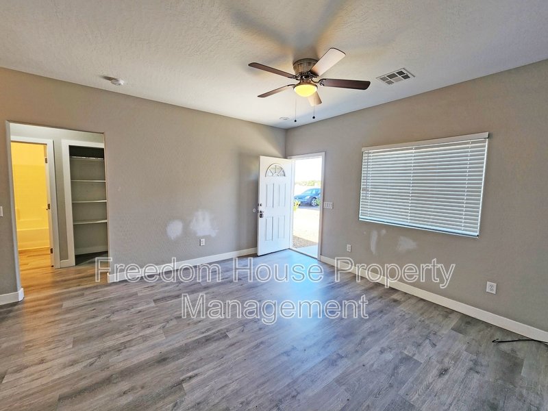 1111 Sixshooter Avenue - 3C property image