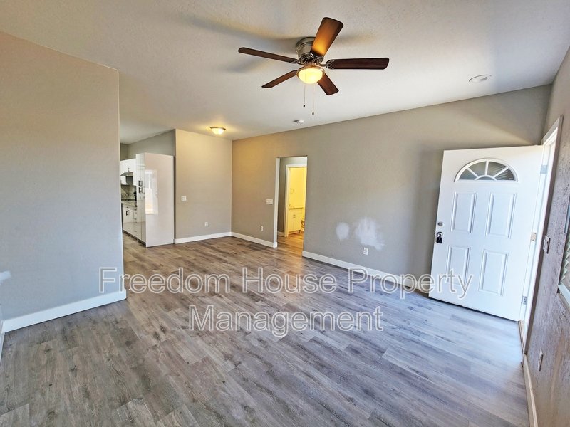 1111 Sixshooter Avenue - 3C property image