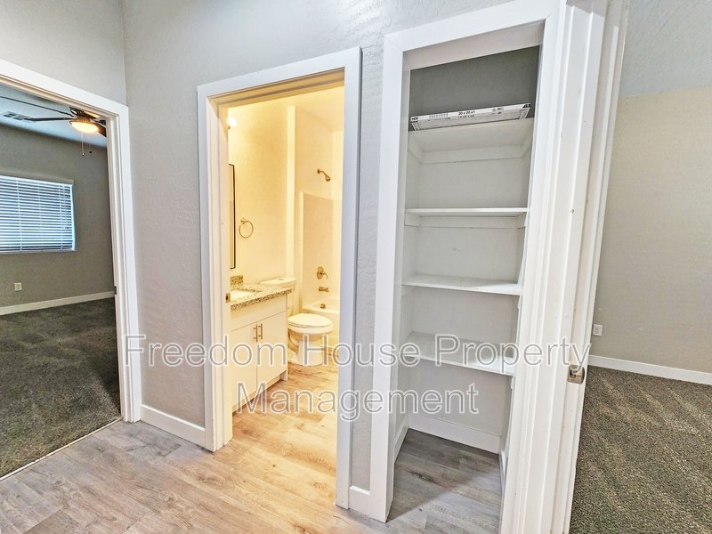 1111 Sixshooter Avenue - 3C property image