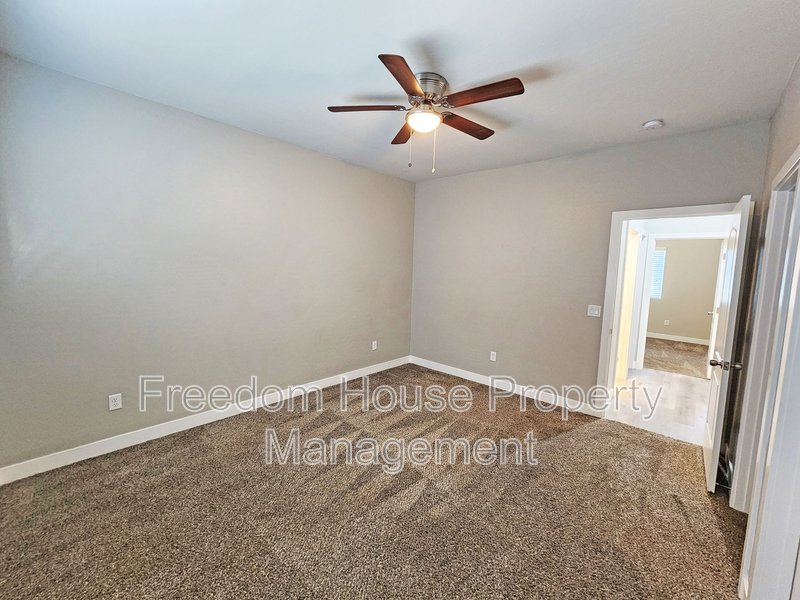 1111 Sixshooter Avenue - 3C property image