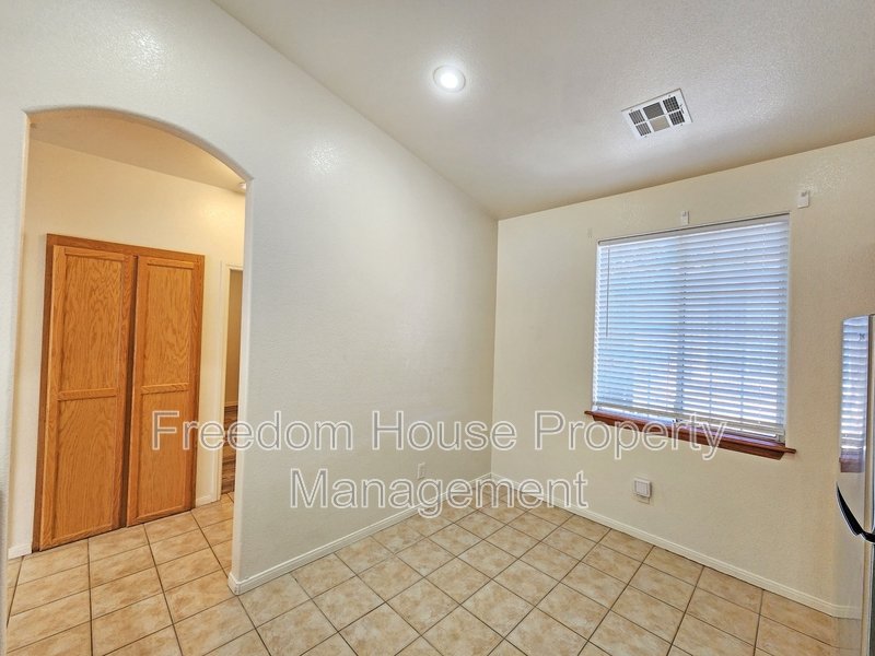 1041 Marne Court 4 property image
