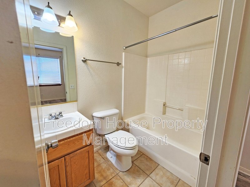 1041 Marne Court 4 property image