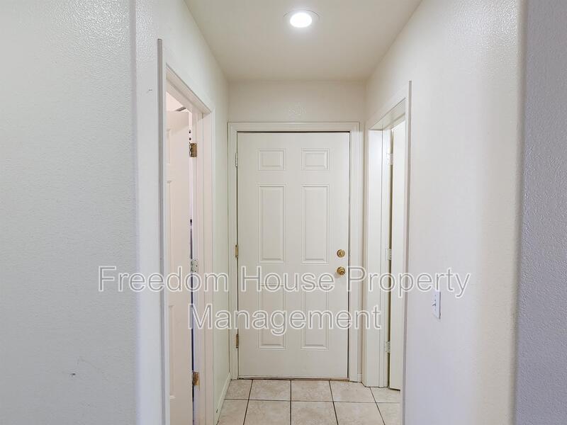 1971 Teepee Road #4 property image