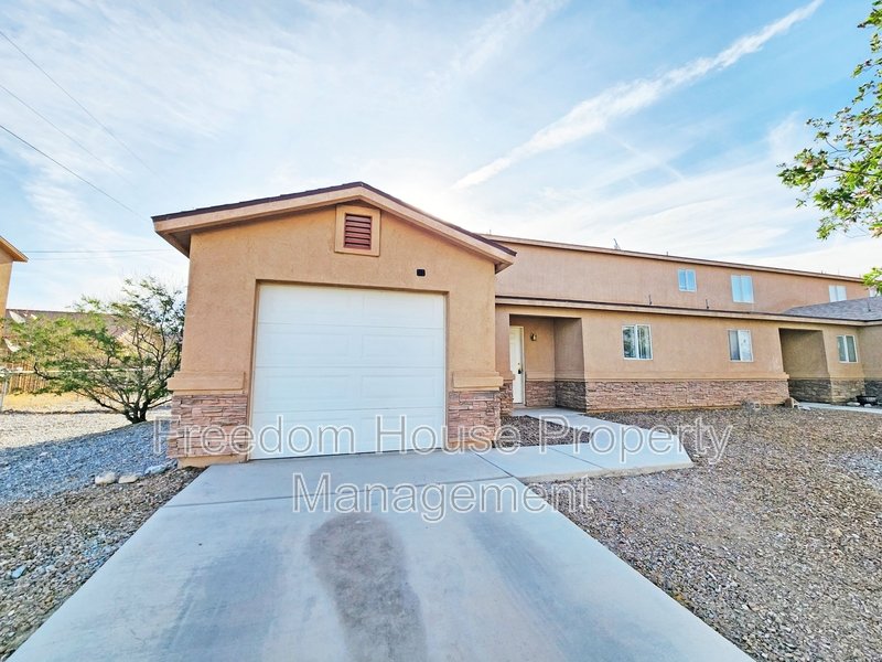 1971 Teepee Road #4 property image