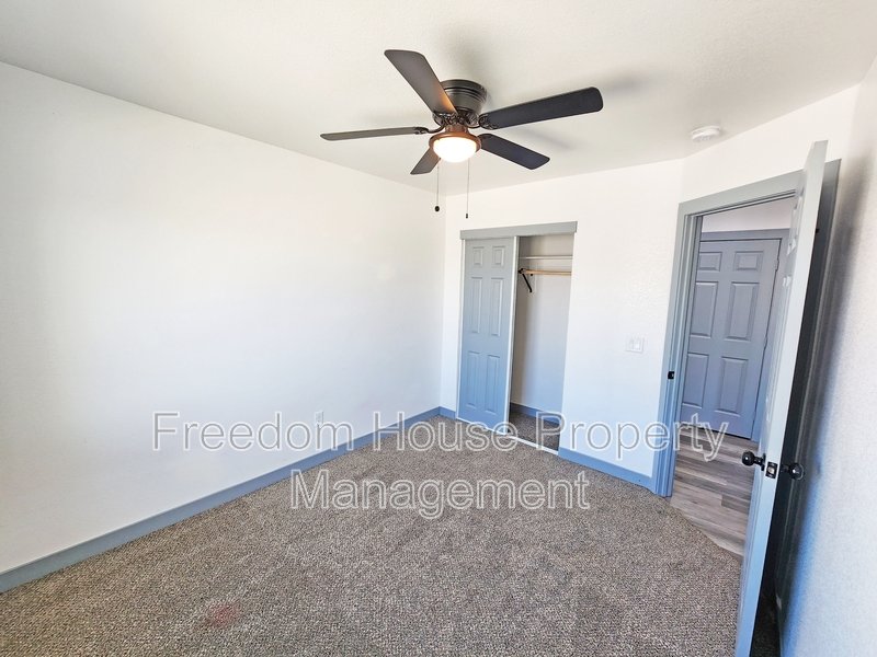 384 Erin Street property image