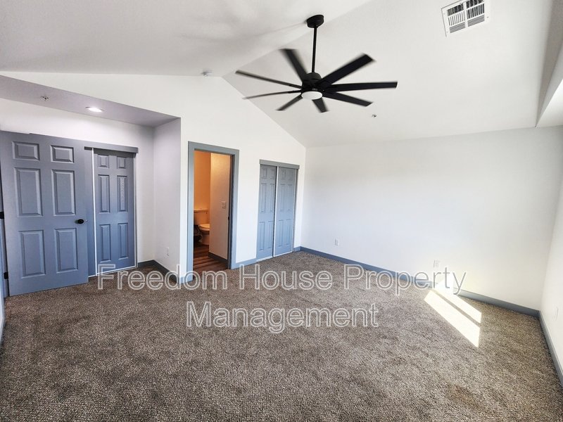 382 Erin Street property image