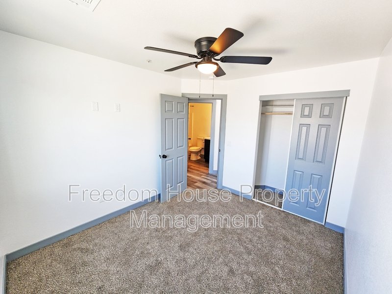 382 Erin Street property image