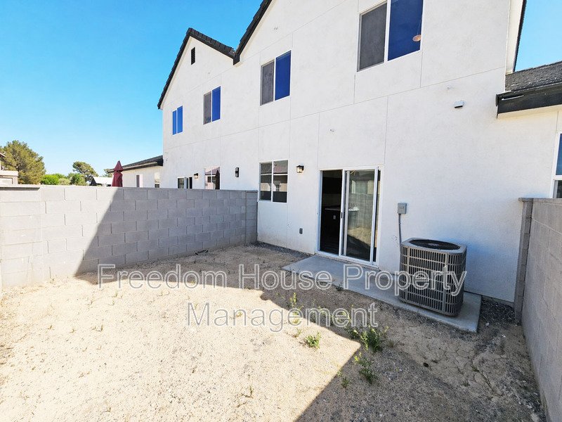 382 Erin Street property image