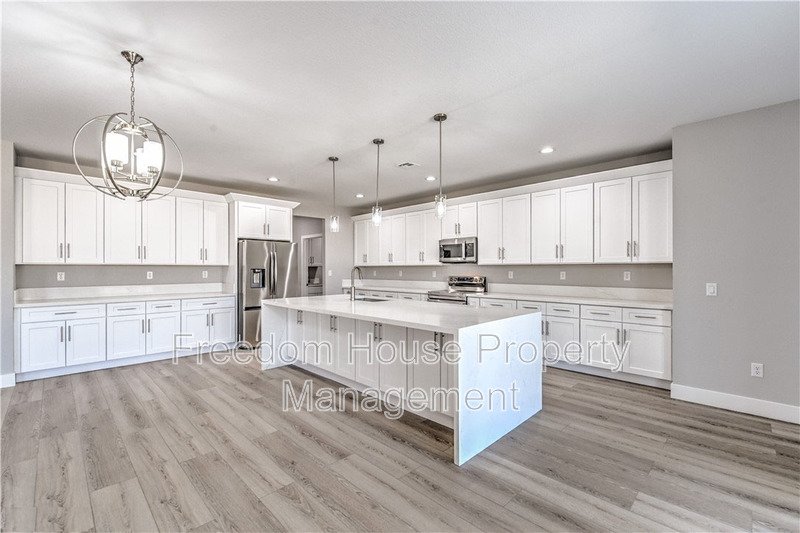 6380 Waterford Street property image