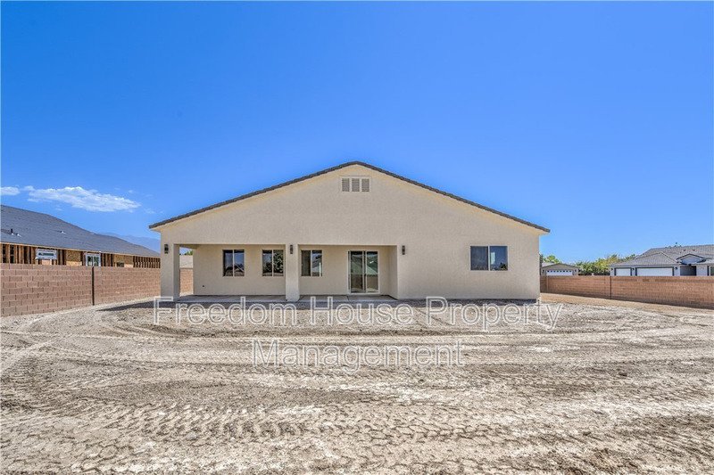 6380 Waterford Street property image