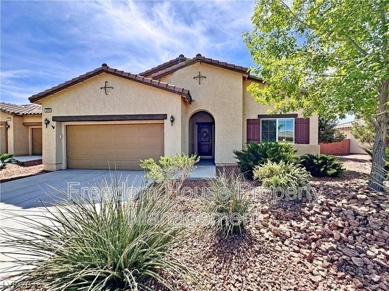 5245 East La Campana Drive property image