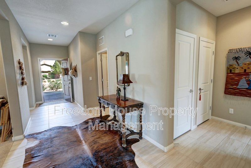 5245 East La Campana Drive property image
