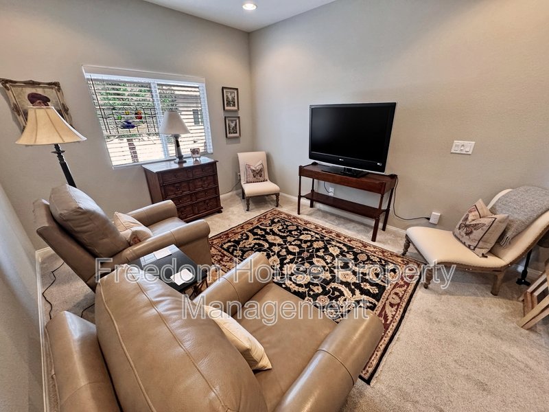 5245 East La Campana Drive property image