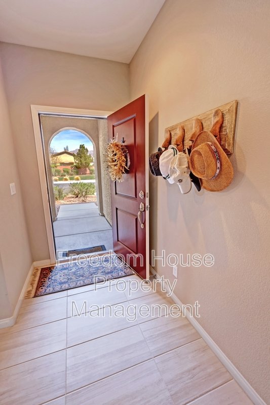 5245 East La Campana Drive property image