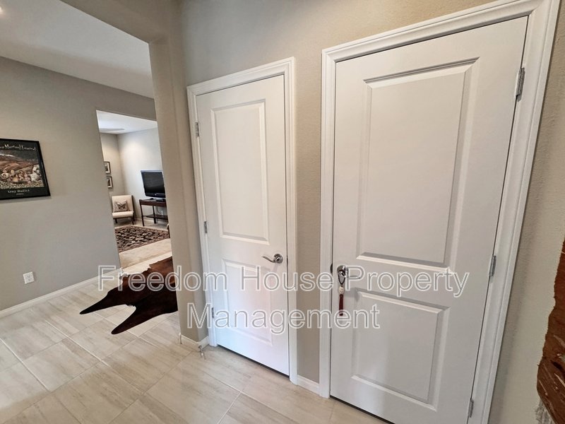 5245 East La Campana Drive property image