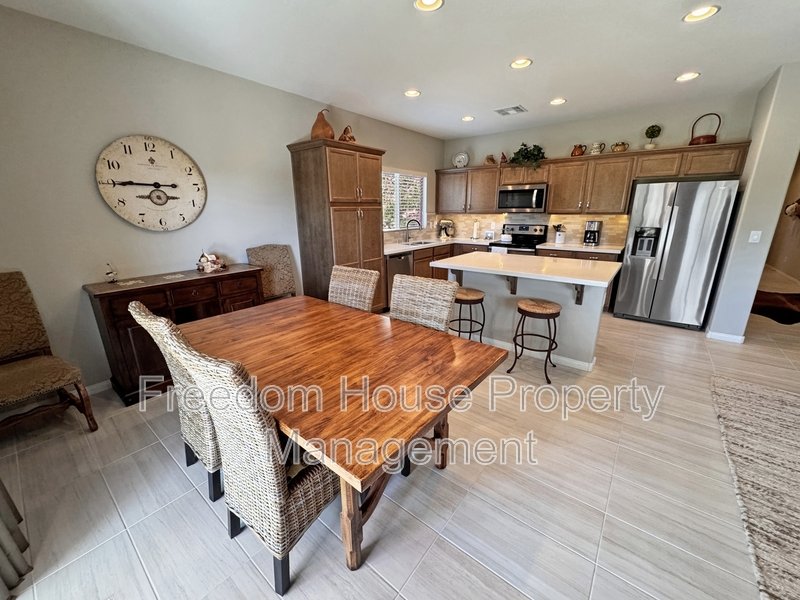5245 East La Campana Drive property image