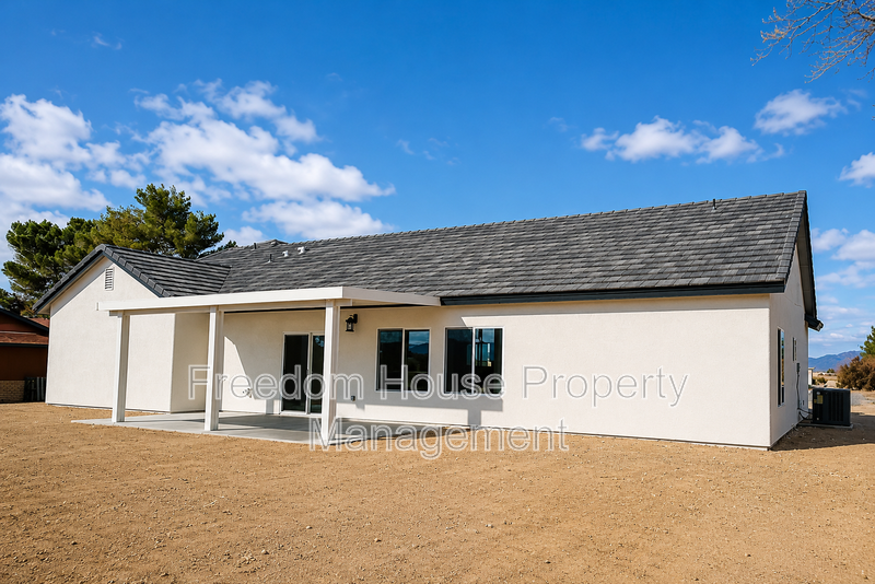 641 Intrepid Street property image