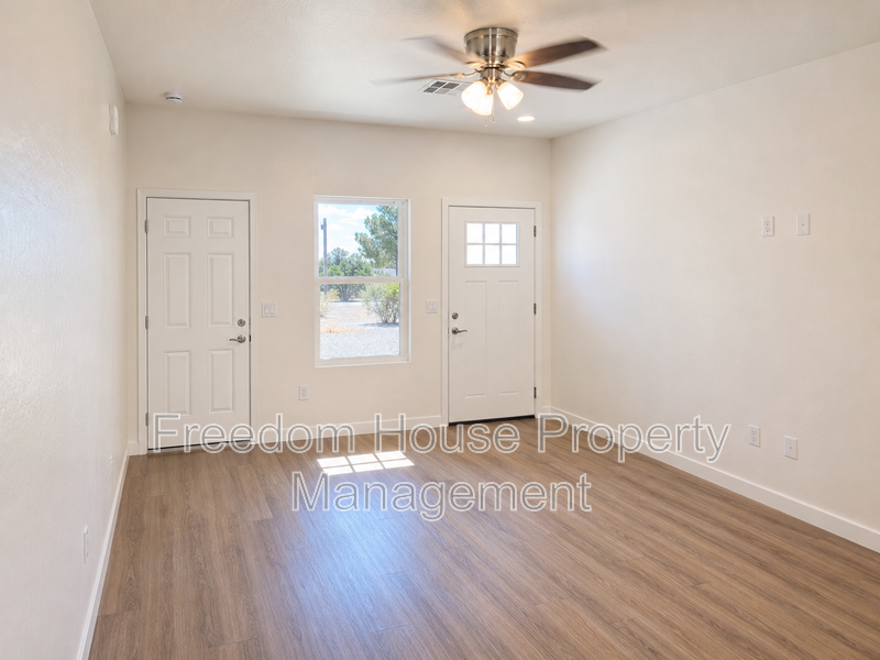 1701 Sycamore Avenue - A property image