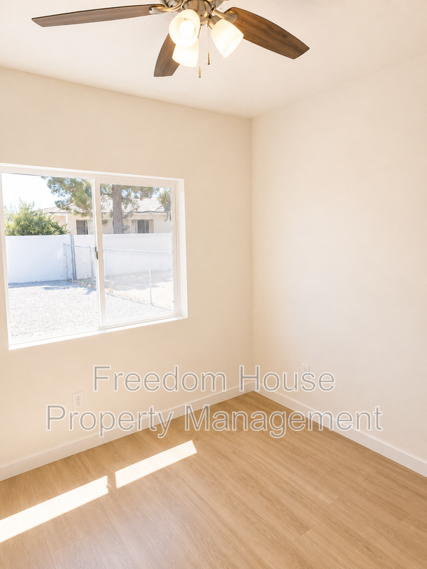 1701 Sycamore Avenue - A property image