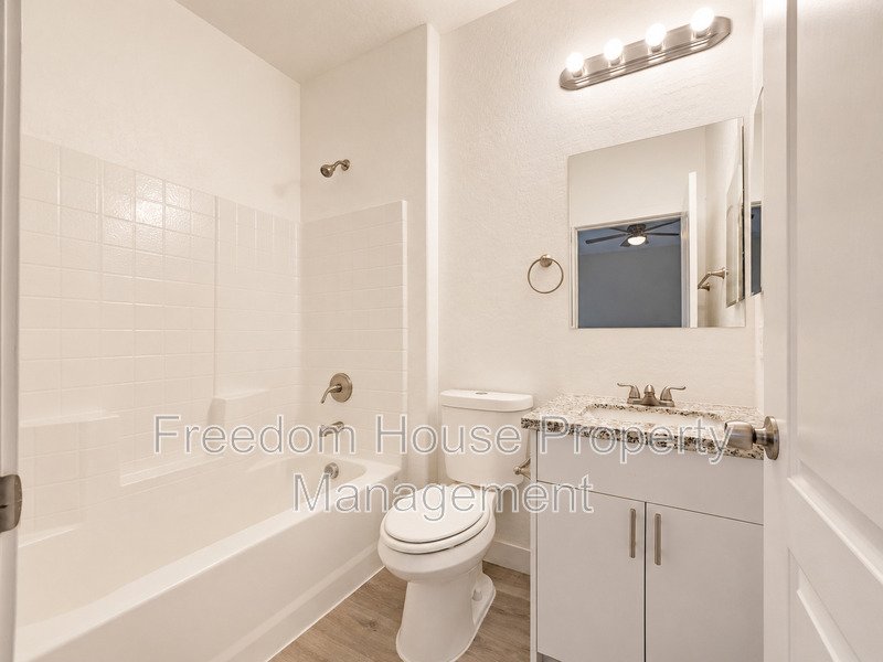1121 Sixshooter Avenue - 2 property image