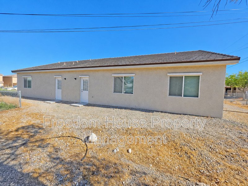 1121 Sixshooter Avenue - 4 property image