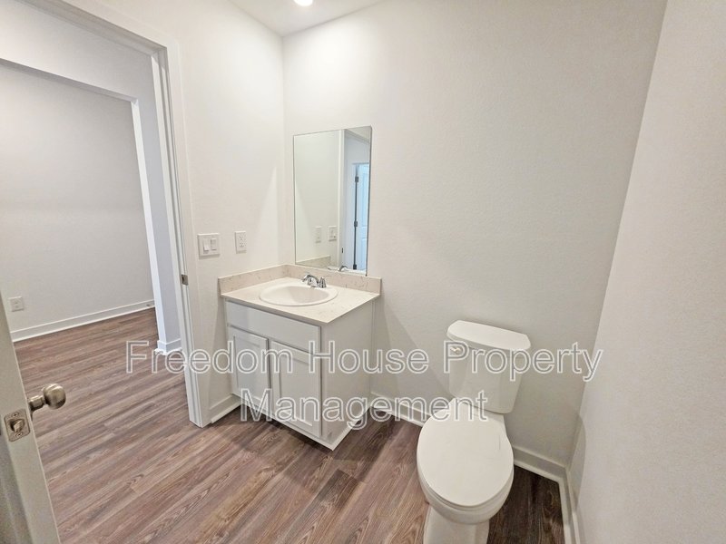 660 Huyana Wind Drive property image