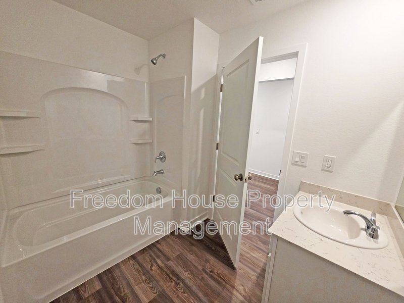 660 Huyana Wind Drive property image