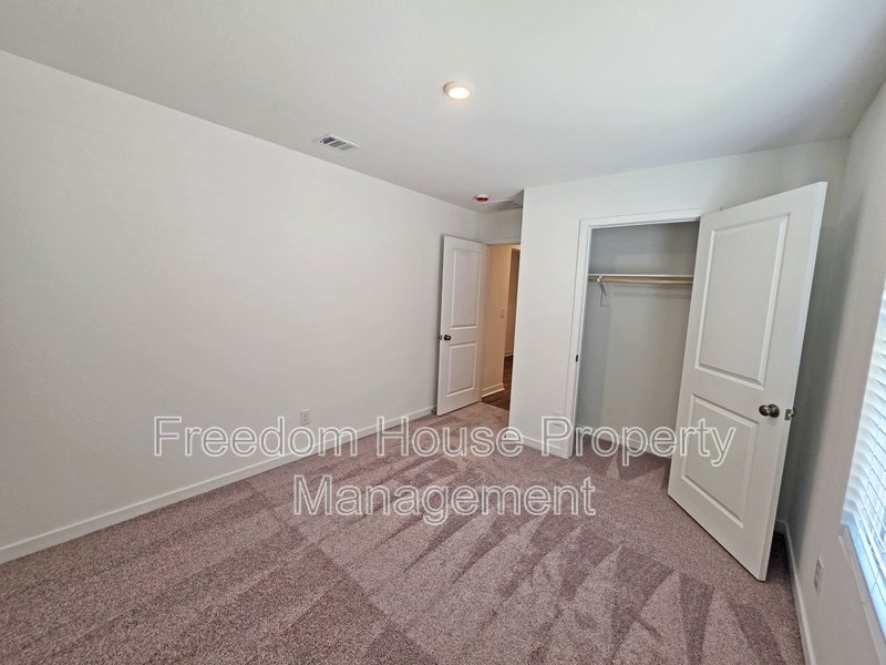 660 Huyana Wind Drive property image
