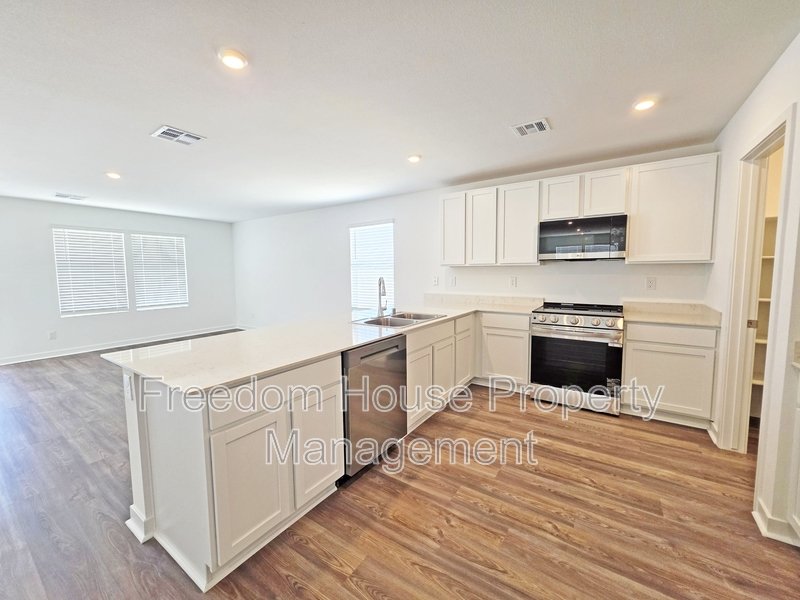 660 Huyana Wind Drive property image
