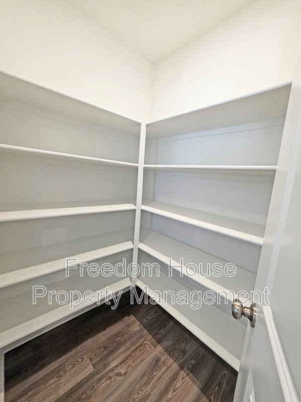 660 Huyana Wind Drive property image