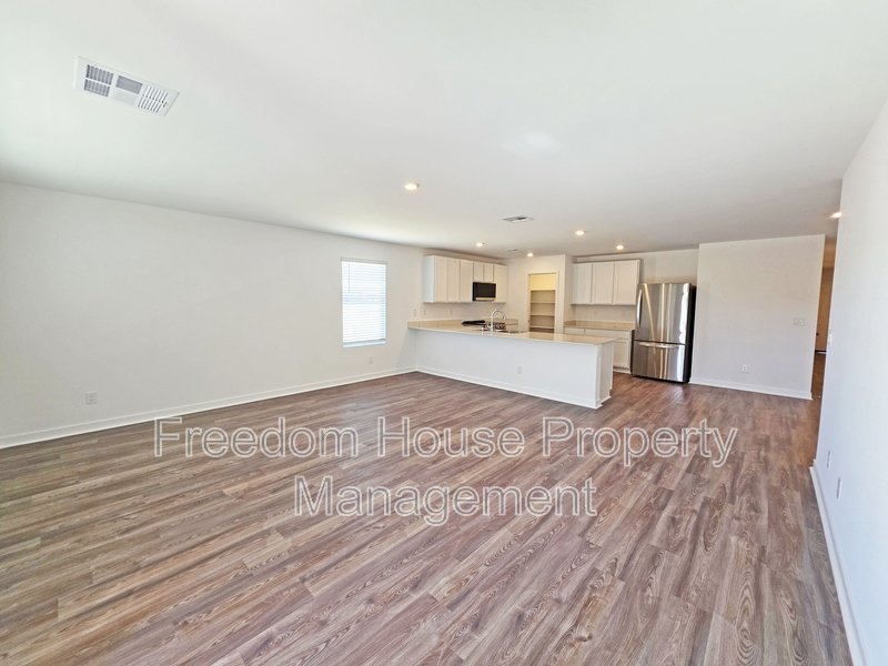 660 Huyana Wind Drive property image