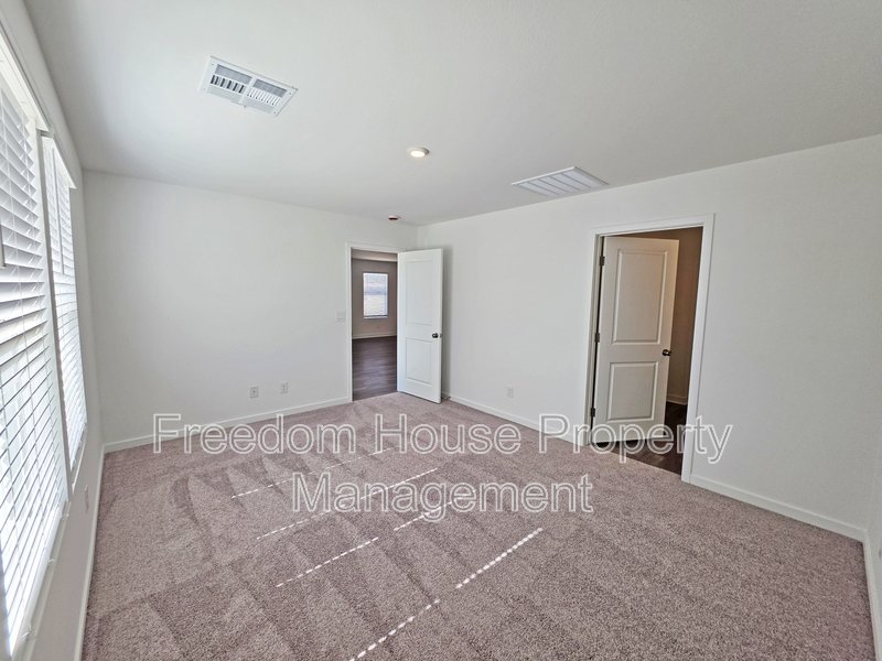 660 Huyana Wind Drive property image