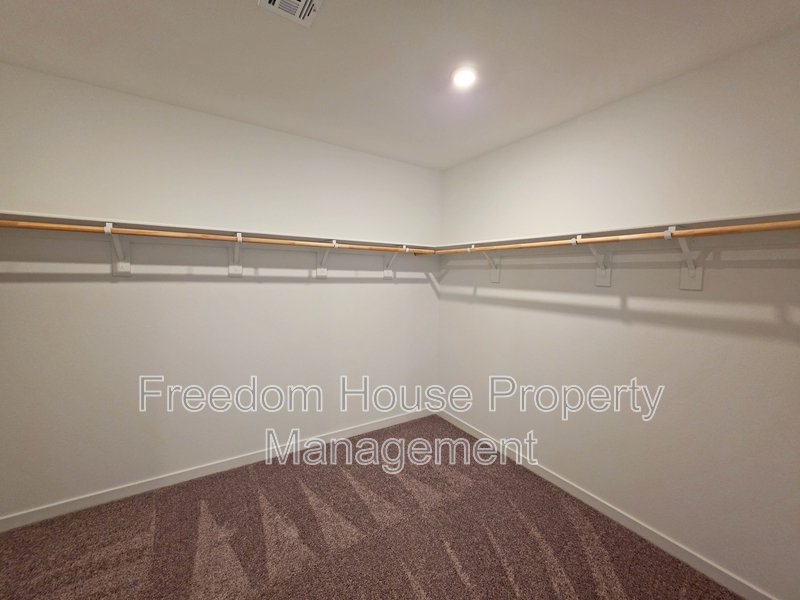 660 Huyana Wind Drive property image