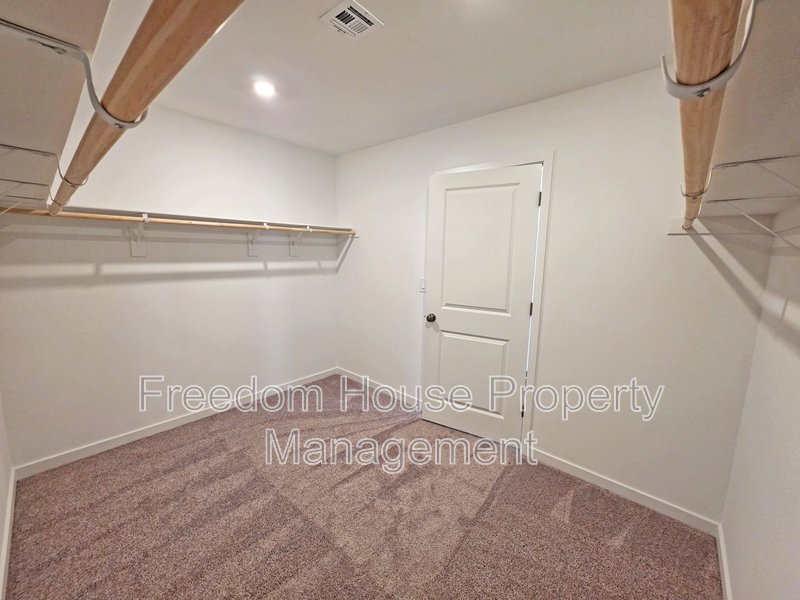 660 Huyana Wind Drive property image