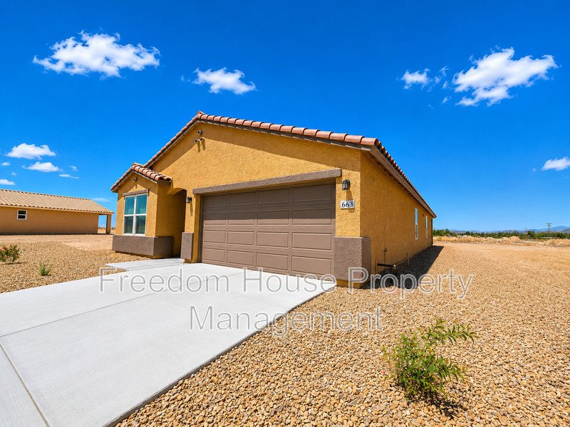 663 Huyana Wind Drive property image