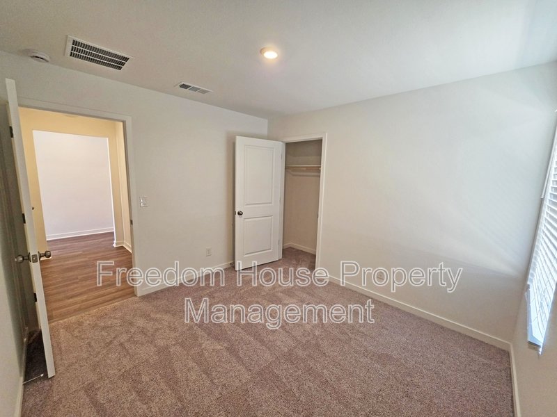663 Huyana Wind Drive property image