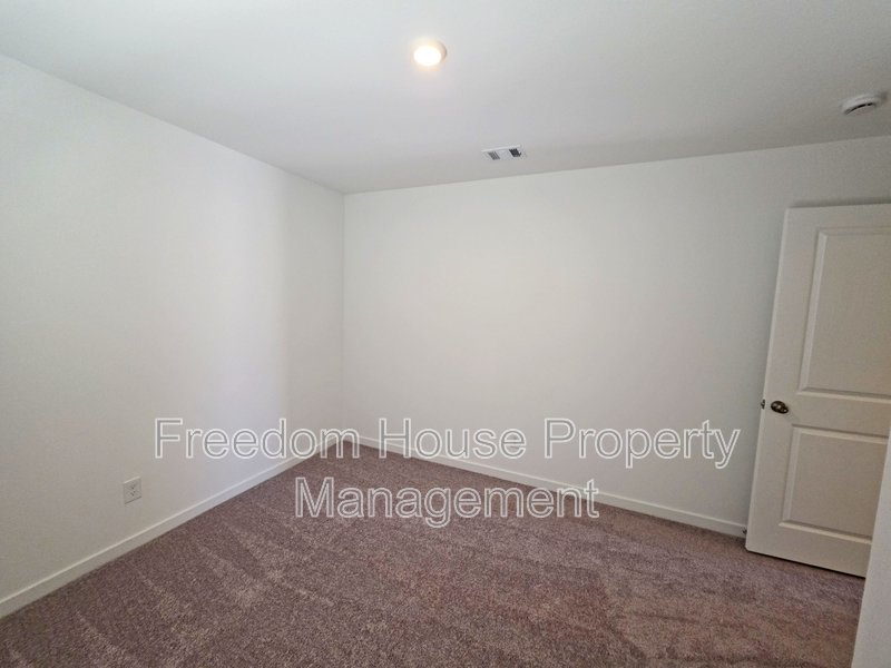 663 Huyana Wind Drive property image