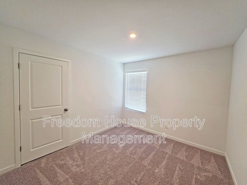 663 Huyana Wind Drive property image