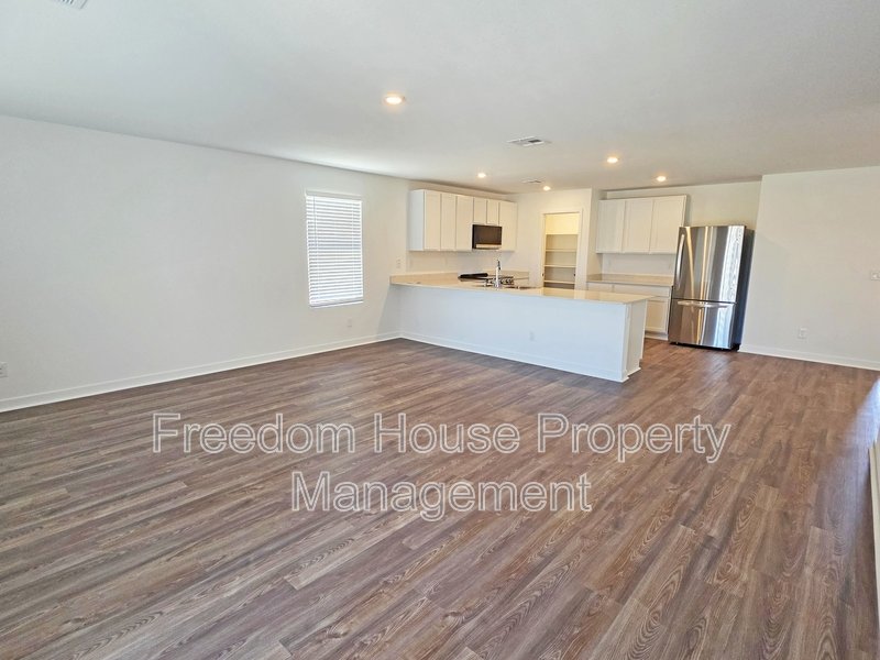 663 Huyana Wind Drive property image