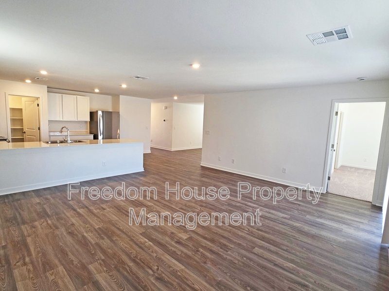 663 Huyana Wind Drive property image