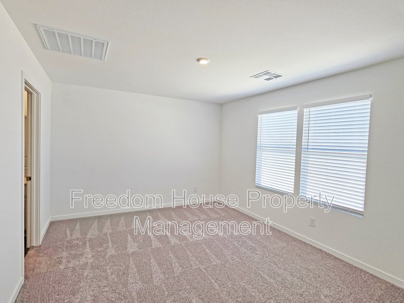 663 Huyana Wind Drive property image