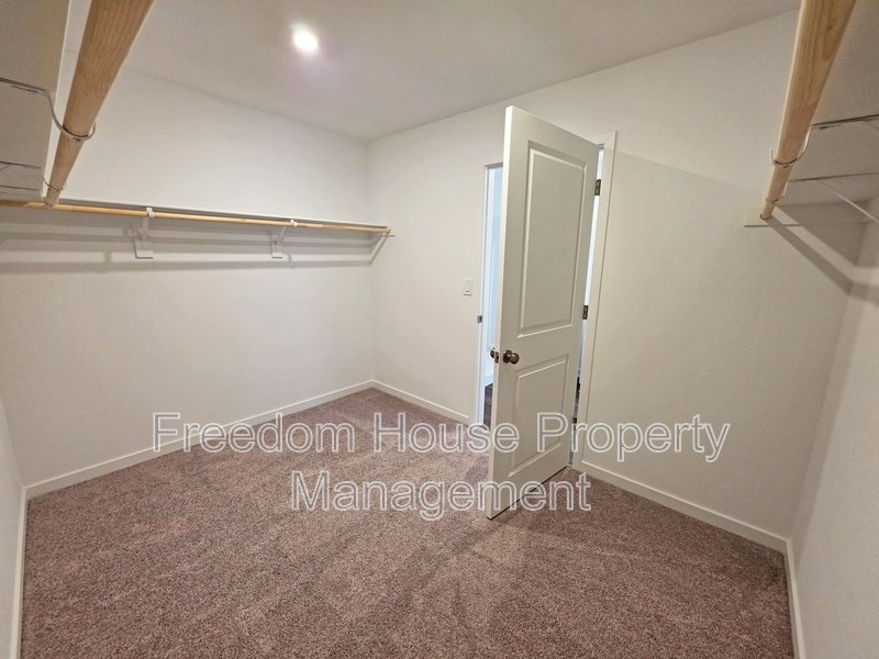 663 Huyana Wind Drive property image