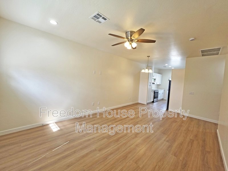 1701 Sycamore Avenue - A property image