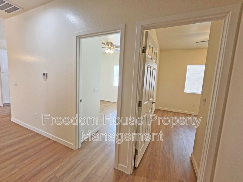 1701 Sycamore Avenue - A property image