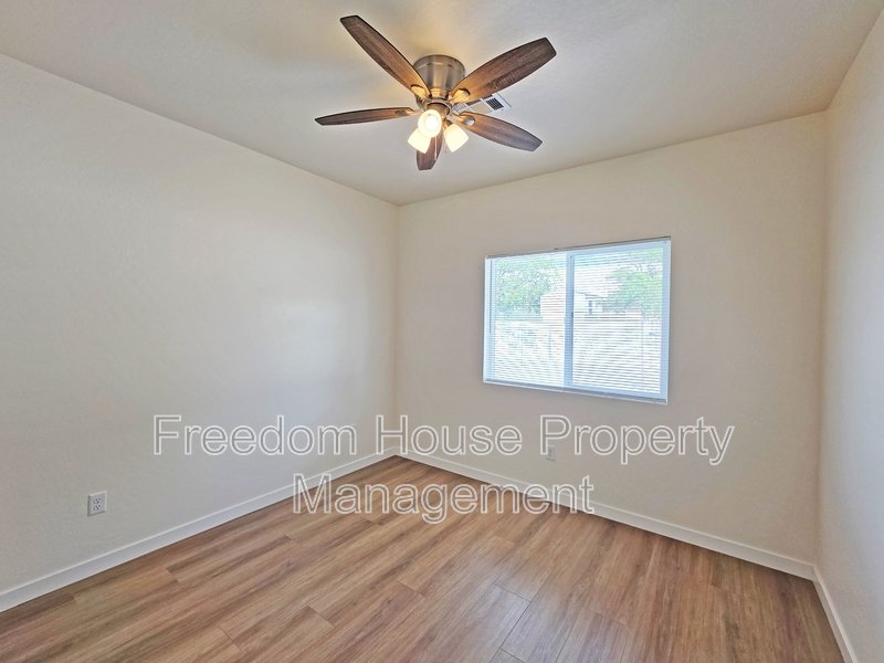 1701 Sycamore Avenue - A property image