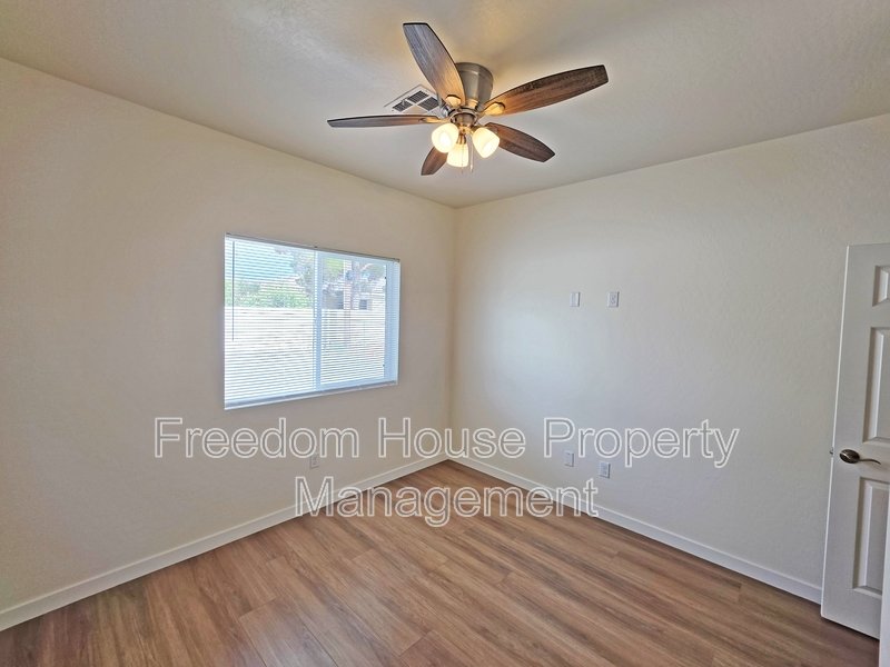 1701 Sycamore Avenue - A property image