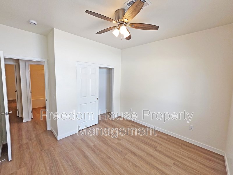 1701 Sycamore Avenue - A property image
