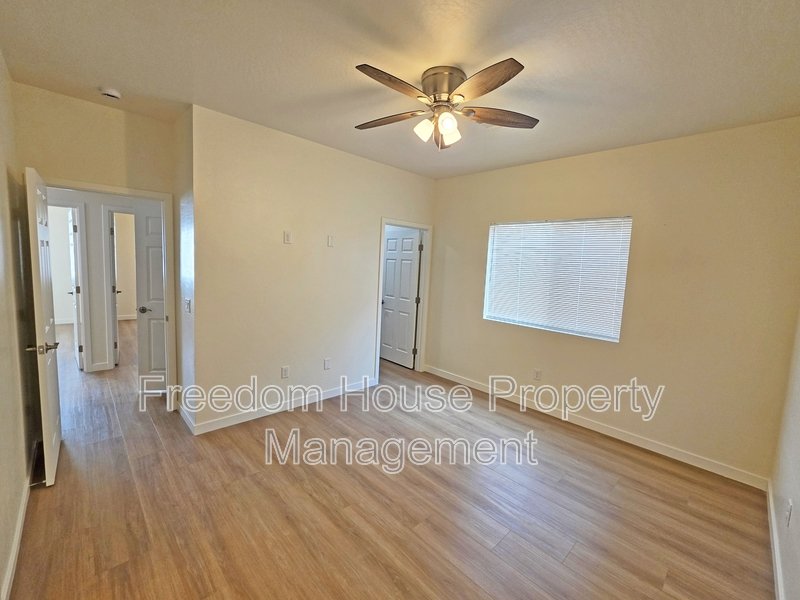 1701 Sycamore Avenue - A property image